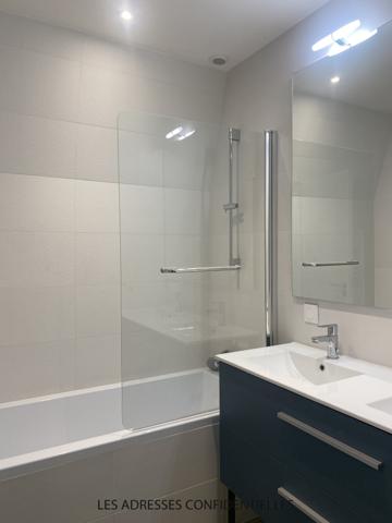 CHARBONNIERE - Appartement T4 de charme avec parkings - 79.20m² - 1600 € hors charges.