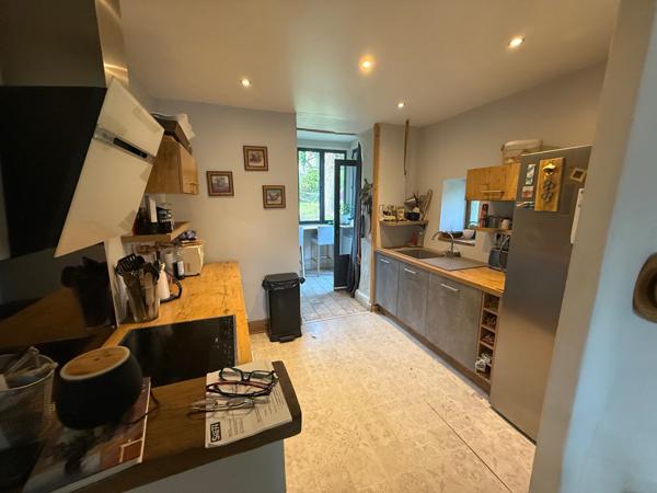 Crécy-la-Chapelle (77580) VASTE MAISON BRIARDE AU CENTRE DU VILLAGE A DEUX PAS DES ECOLES