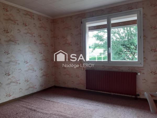 Maison sur sous-sol, trois chambres sur 10 ares 55