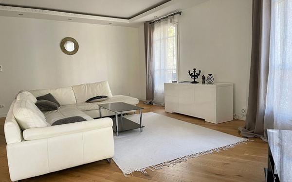 Appartement à louer    2 pièces •  Paris 16