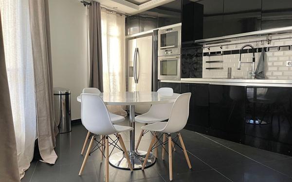 Appartement à louer    2 pièces •  Paris 16