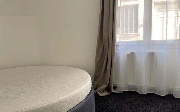 Appartement à louer    2 pièces •  Paris 16