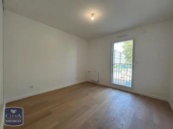 Appartement à louer 2 pièces 47.5m² Villeurbanne (69100)