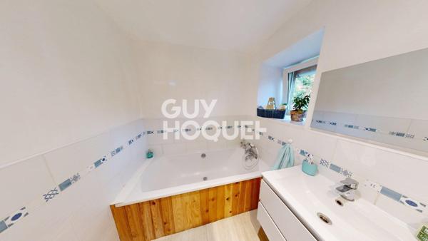 MAISON À VENDRE DE 7 PIÈCES DE 199,00 M²