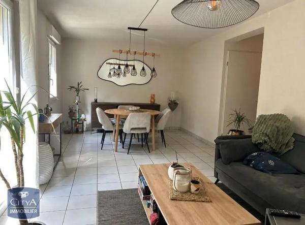 Maison à louer 3 pièces 72.34m² Pleurtuit (35730)