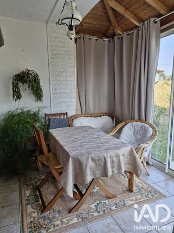 Maison à vendre 6 pièces 135 m² Champagne-Mouton