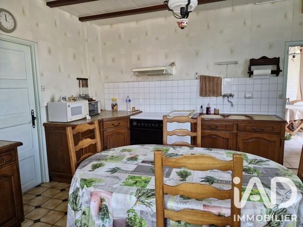 Maison à vendre 6 pièces 135 m² Champagne-Mouton