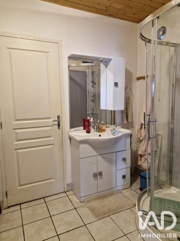 Maison à vendre 6 pièces 135 m² Champagne-Mouton