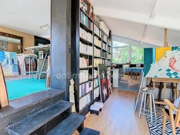 MAISON DE STYLE PROVENCAL EN CAMPAGNE A 15 MN DE CHOLET