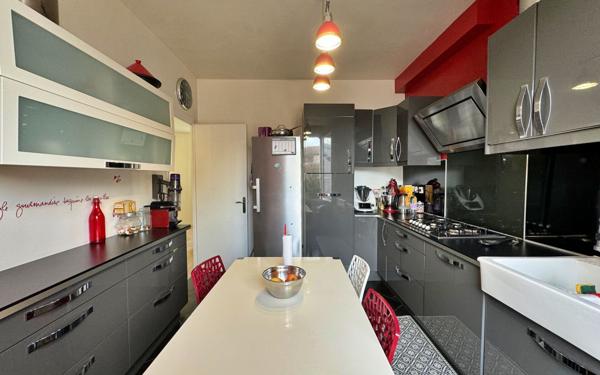 Maison à vendre    6 pièces • 131,64 m2 Montfermeil