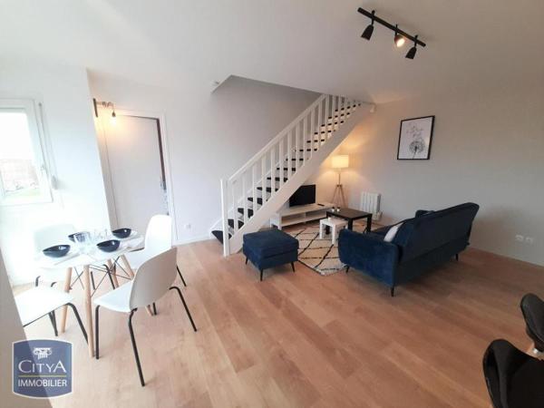 Appartement à louer 4 pièces 73.95m²