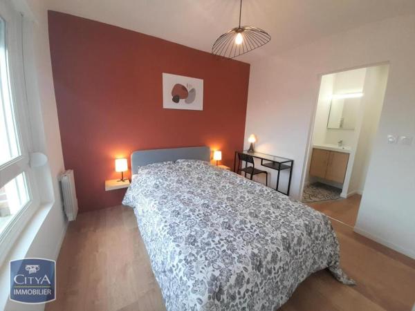 Appartement à louer 4 pièces 73.95m²