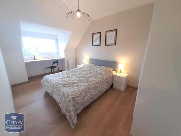 Appartement à louer 4 pièces 73.95m²