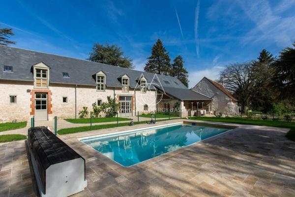 Chateau du XIV eme siècle superbement restauré a 10min de Blois