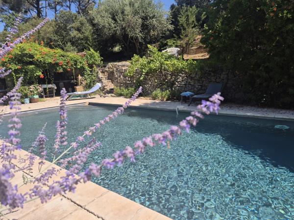 BELLE VILLA T5 LORGUES AVEC PISCINE A VENDRE