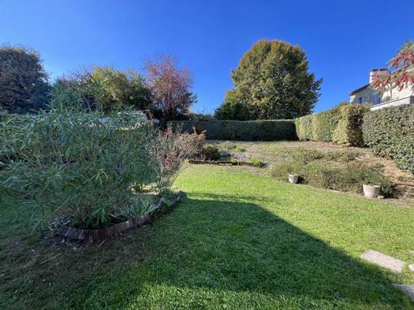 Appartement à louer 950 € CC Artigues-près-Bordeaux 3 p 62 m² DPE C