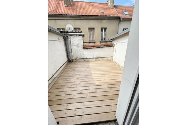 A VENDRE : T5 à MONTREUIL SUR MER • • 230 000 € FAI • Réf. 1542