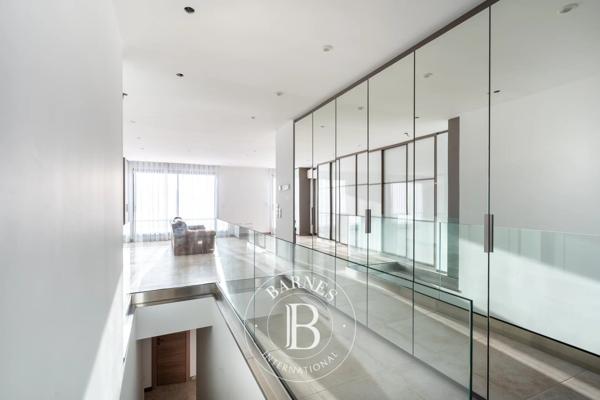 Chatou, Villa 7 Chambres -  350 m² à vendre