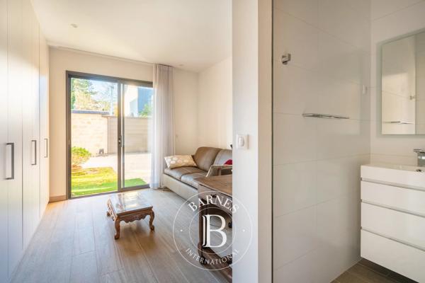 Chatou, Villa 7 Chambres -  350 m² à vendre