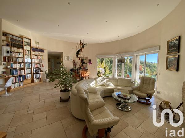 Maison à vendre 5 pièces 150 m² Saint-Pierre-Lafeuille