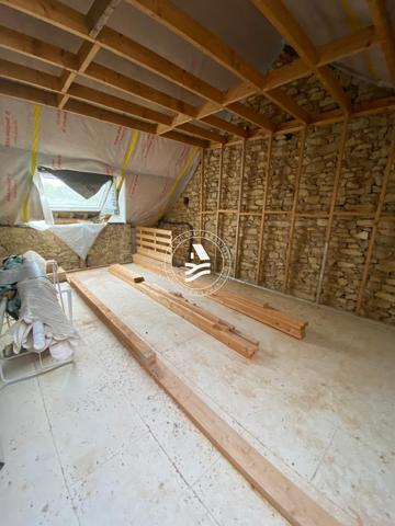 Charmante maison en pierres à rénover - Baie du Lindin