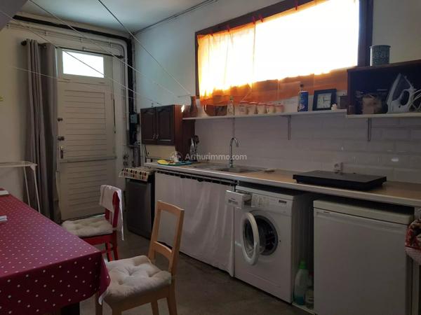 Vente                                                      Maison
                        
                     8 pièces                      242 m2                     à Albi