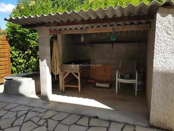 Vente                                                      Maison
                        
                     8 pièces                      242 m2                     à Albi