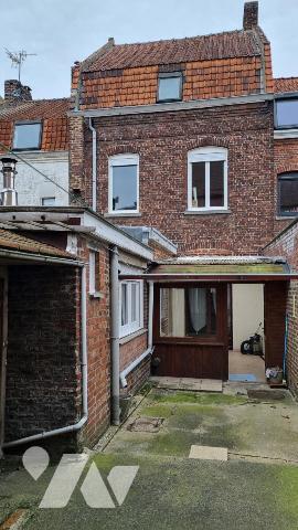 Lys Lez Lannoy grande 1930 150 m² avec jardinet