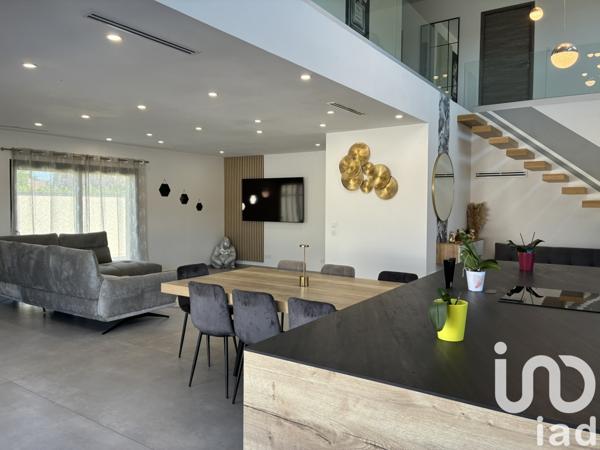 Maison à vendre 6 pièces 179 m² Heyrieux