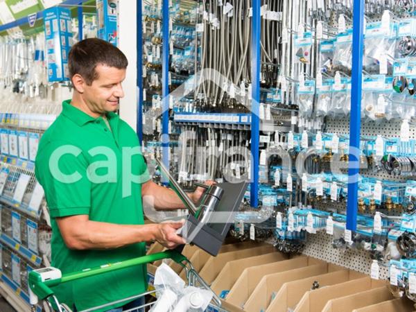 A louer proche de LILLE (59) - Local 657 m2 en retail park - Axe passant