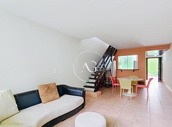 Duplex lumineux – 70 m² – Rare, Ravine Vilaine, FDF