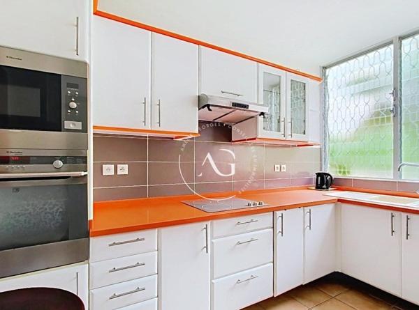 Duplex lumineux – 70 m² – Rare, Ravine Vilaine, FDF