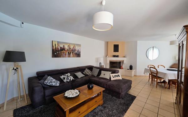 Maison à vendre    5 pièces •  Montélimar