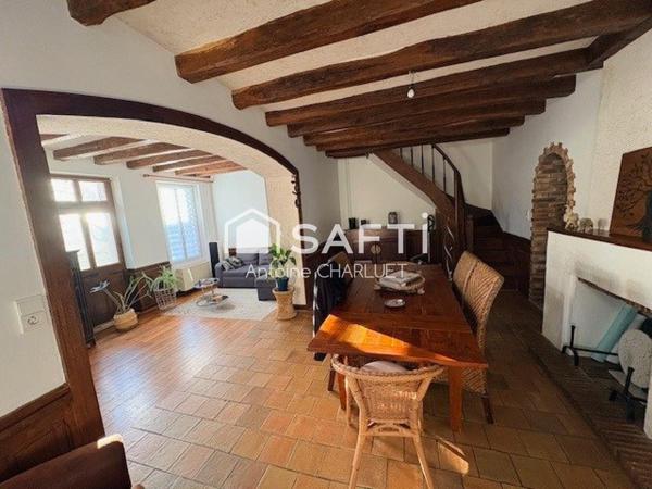 Maison de bourg 128m² - 3 chambres - aucuns travaux à prévoir - Terrain de 238m²