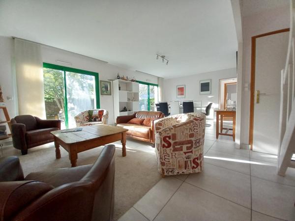 Maison plain pied - Centre bourg escoublac