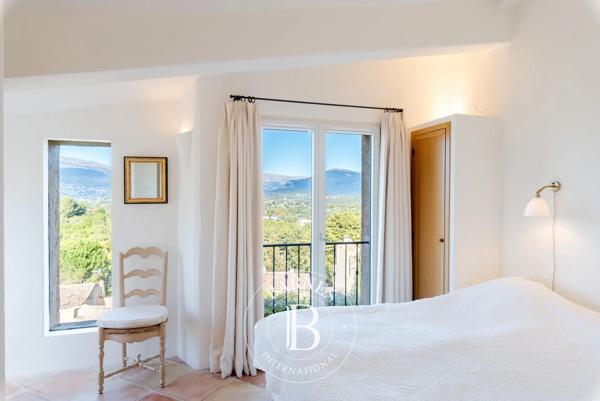 Mouans-Sartoux, Villa 3 Chambres -  170 m² à vendre