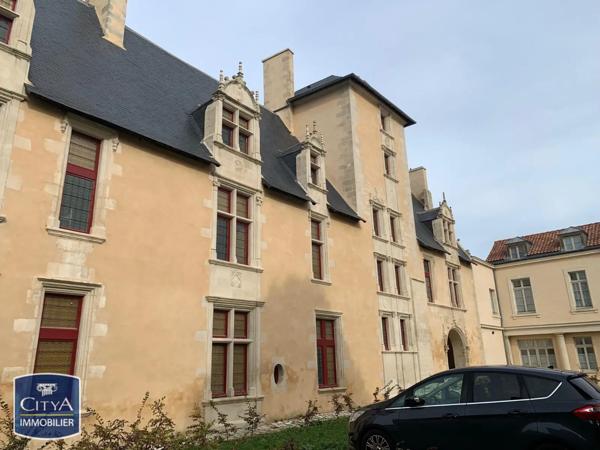 Appartement à louer 2 pièces 45.76m²