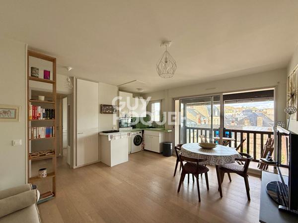 APPARTEMENT 2 PIECES - BALCON - BOX  - PLACE MORNY DEAUVILLE