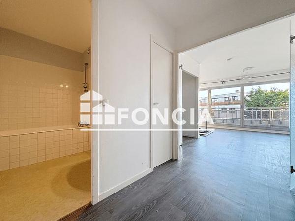 À vendre Studio 33.93 m² - Caen 14000