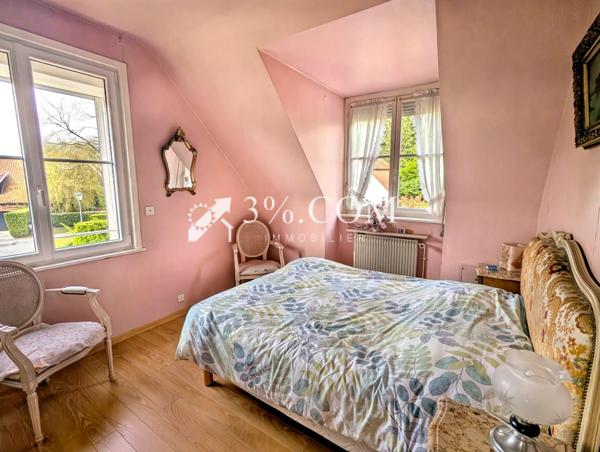 Maison
                                                                                                                                                                                                                                                                                                                        5 pièce(s)                                                                                                                                                                                                          3 chambre(s)                                                                                                                                                                                                          148  m²