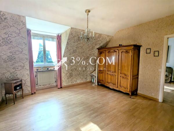 Maison
                                                                                                                                                                                                                                                                                                                        5 pièce(s)                                                                                                                                                                                                          3 chambre(s)                                                                                                                                                                                                          148  m²