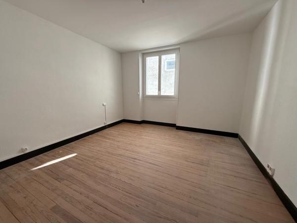 Appartement à vendre 5 pièces LOURDES (65)