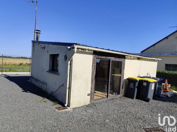 Location atelier 198 m² Druye