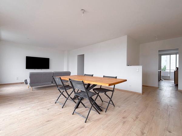 Appartement  95m², 3 chambres , cave