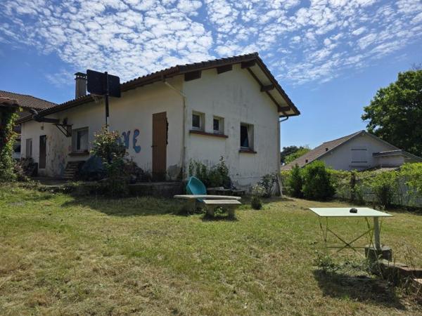 Maison mitoyenne 1 côté Léon 144 m²