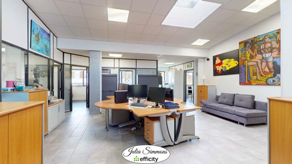 Bureau 6 pièces - 130 m² Exclusivité