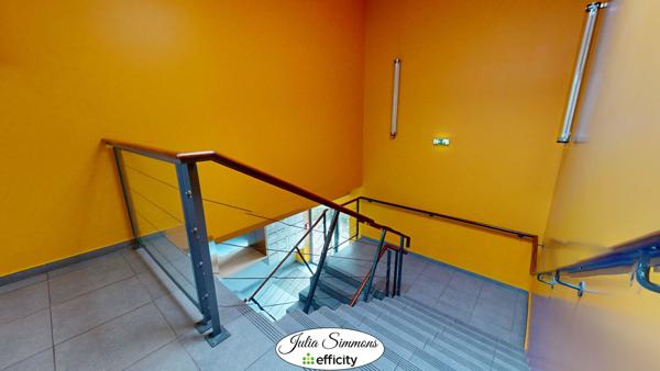 Bureau 6 pièces - 130 m² Exclusivité