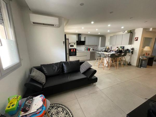 Location Appartement 4 pièces 80 m2 à Sainte-Foy-Lès-Lyon