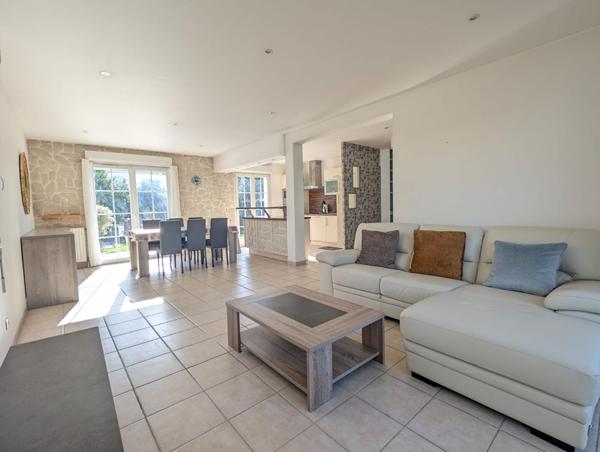 Maison Mondeville 4 pièce(s) 96 m2 MEUBLE