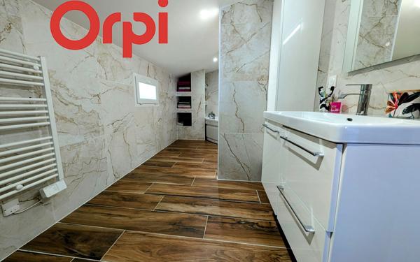 Maison à vendre    4 pièces •  Tonnay-Charente